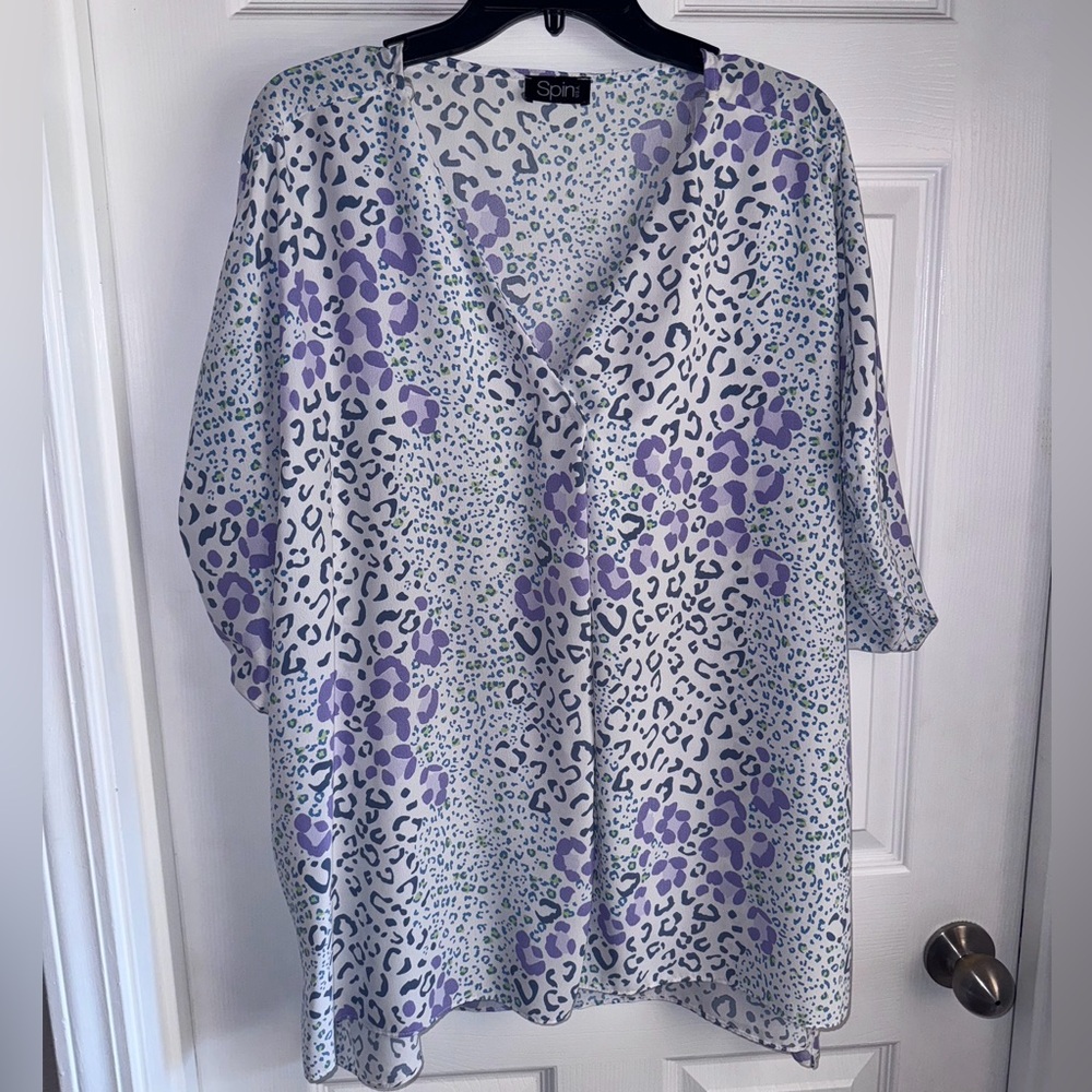 Spin blouse in good used condition